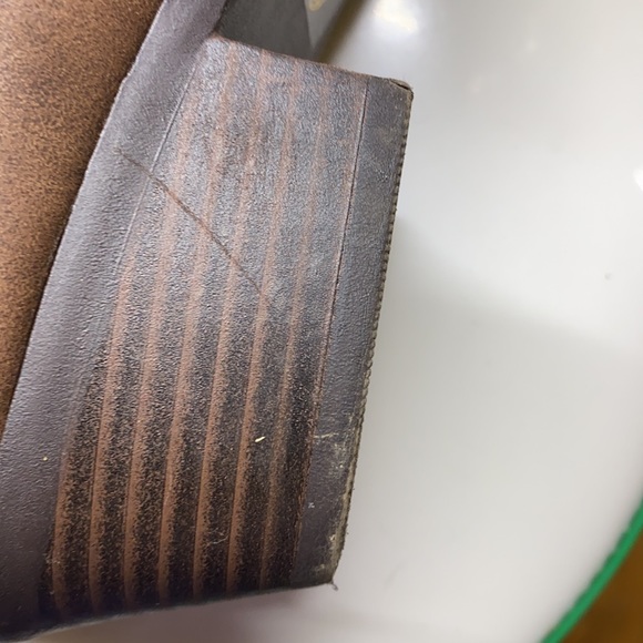 Deep Brown ankle boots( light from overhead lamp distorts the color) - Picture 8 of 10